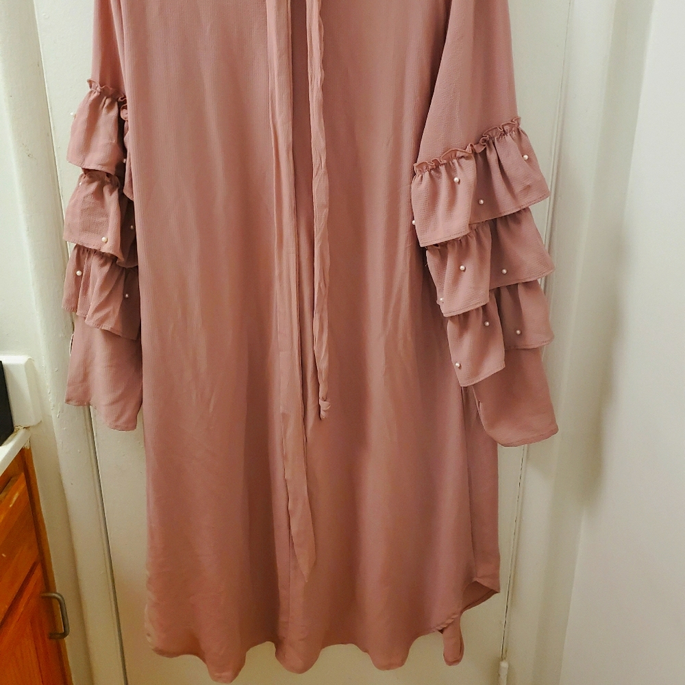 Dress - Picture 3 of 3